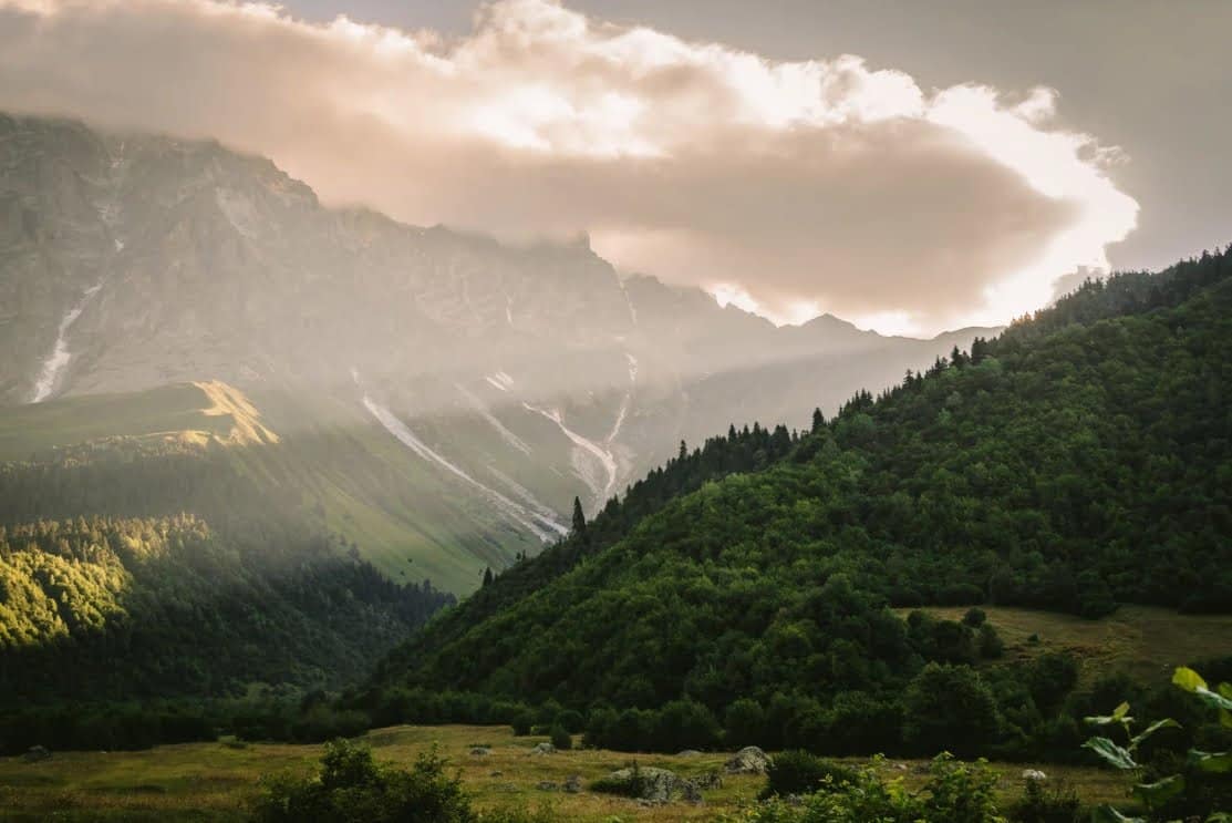 A hiking and meditation experience in the Caucasus Mountains - Image 5