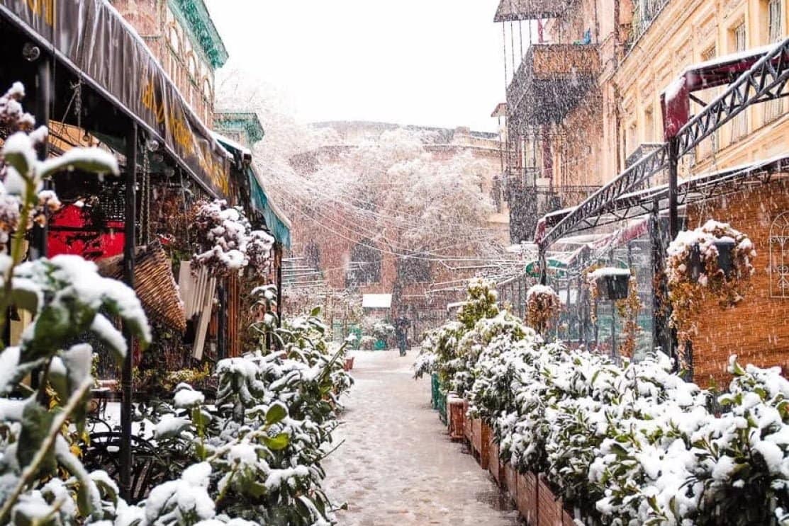 A Christmas trip to Georgia for those who crave a fairy tale!
