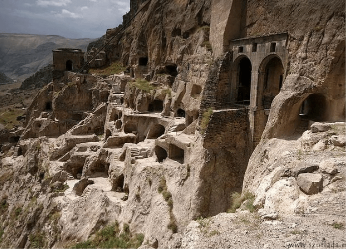 The wonderful Georgia is a rich 5-day sightseeing tour - Image 11