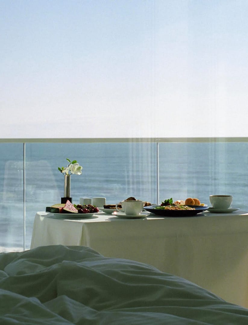 Royal rest on healing sandy beaches - Image 6