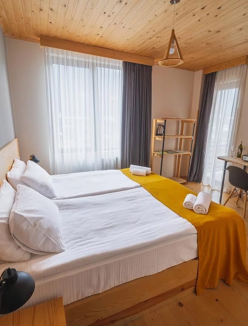 Freeride skiing in Georgia - Mestia Ski Resort, Svaneti - Image 7