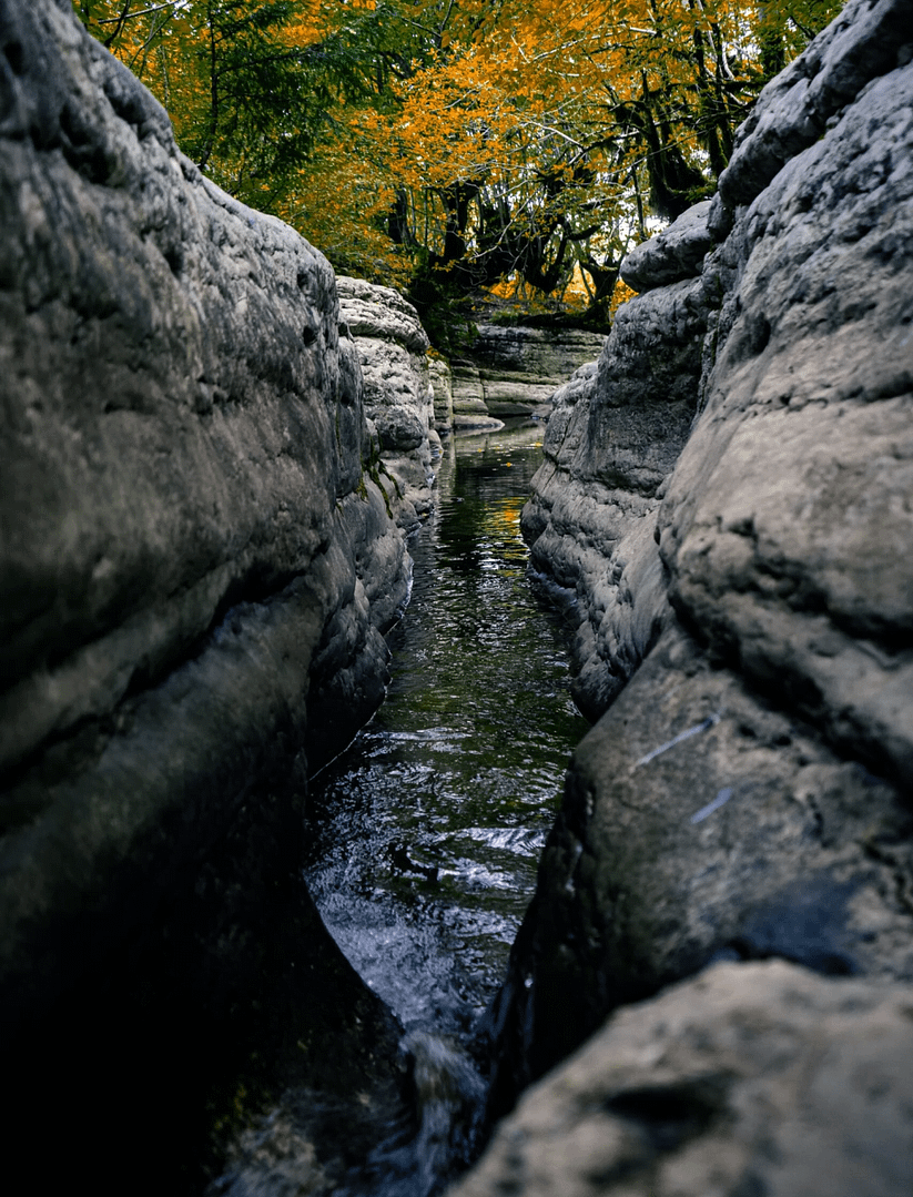 Excursion to Dashbashi Canyon and Diamond Bridge - Image 3